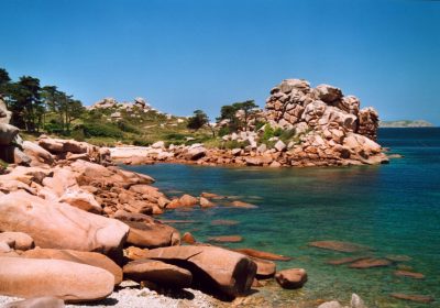 France_Cotes_d_Armor_Cote_de_granit_rose_01